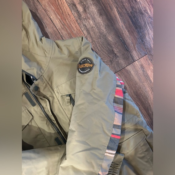 Burton Boys Large Snowboarding jacket - Picture 5 of 7